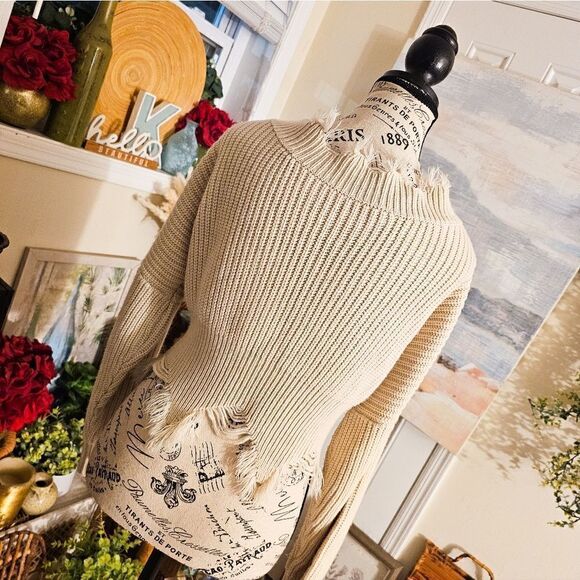 New Pookie & Sebastian Distressed Hem V- NeckCasual Crop Sweater Top. - Picture 13 of 14